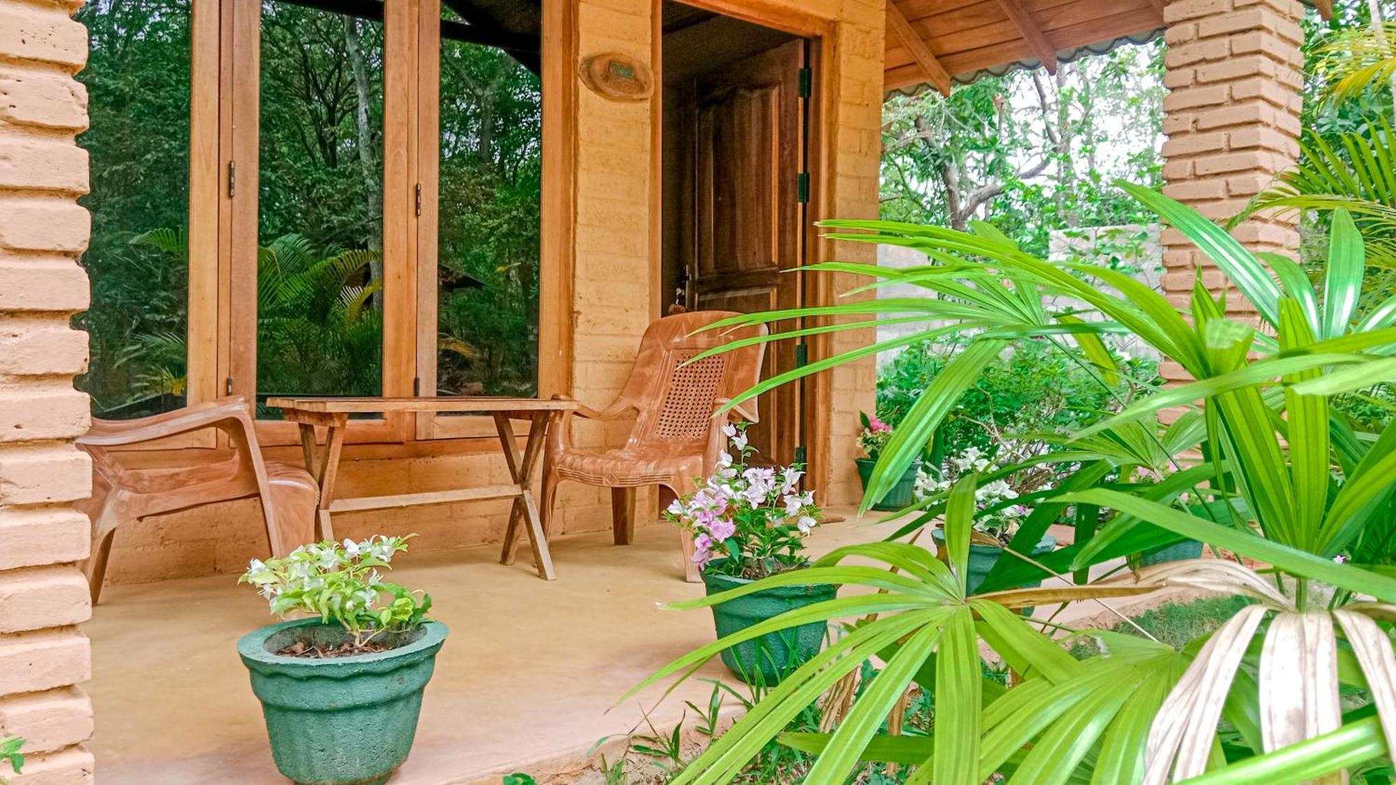 Lotus Eco Villa Сигирия Экстерьер фото