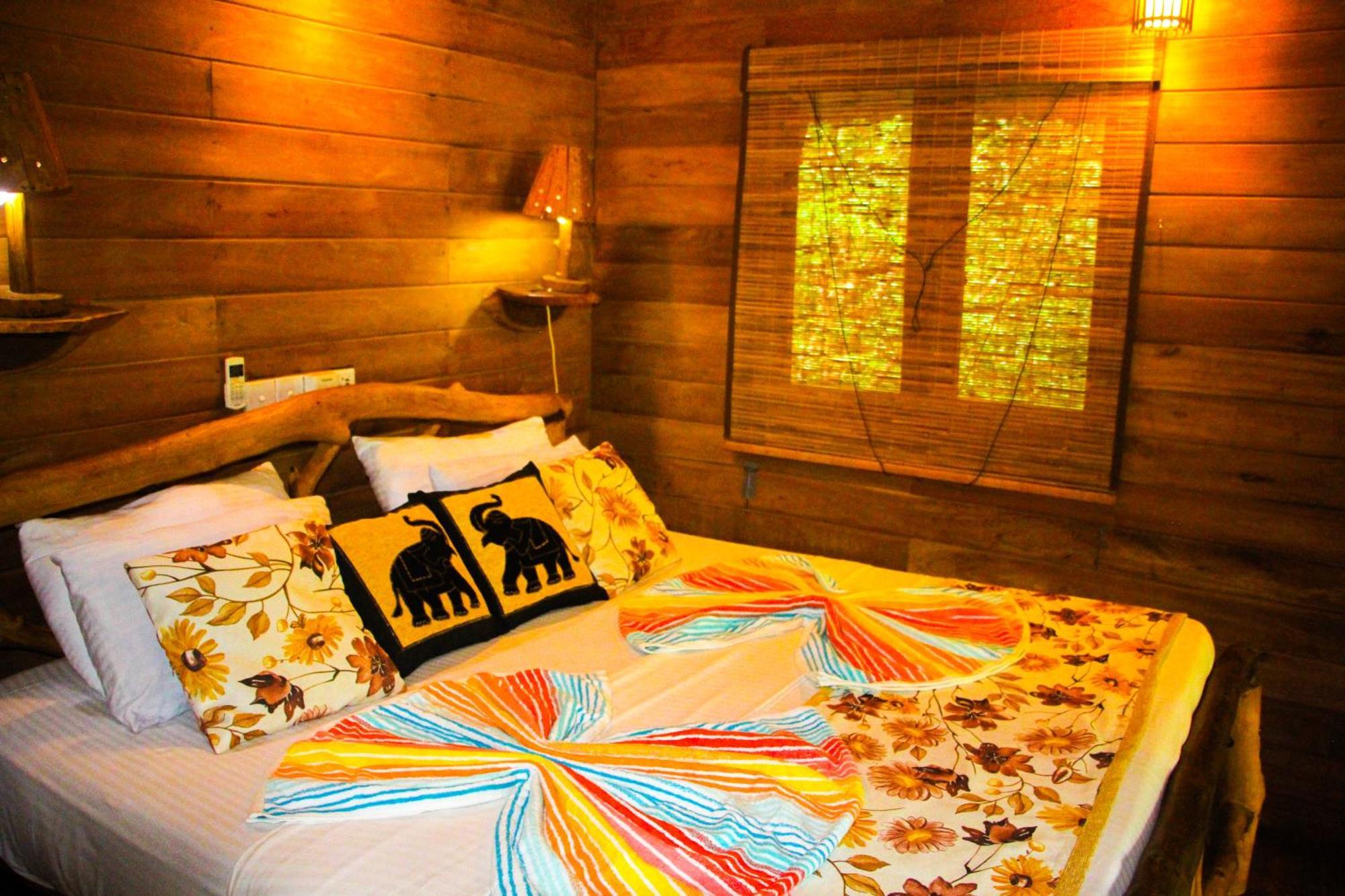 Lotus Eco Villa Сигирия Экстерьер фото